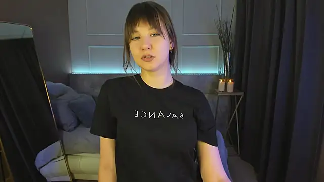 Snapshot of ElizaMild chatting on 20, 2, 2025 ElizaMild online show from 20, 2, 2025