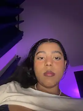 Naiara sex online show from 6, 3, 2026