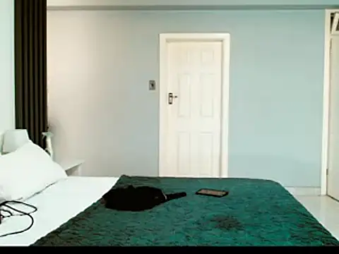 apishkagalmon online show from 7, 11, 2025