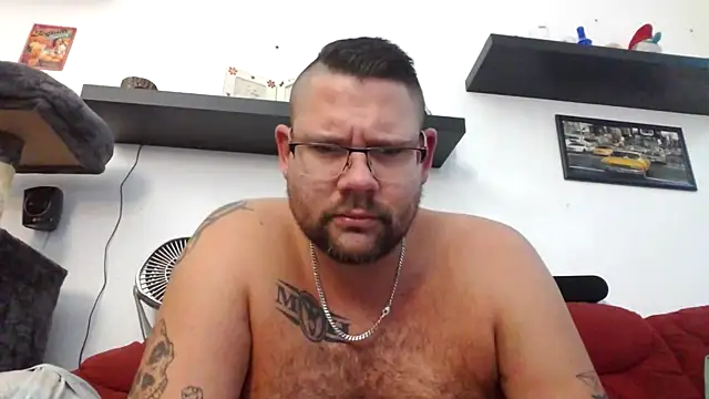 sexykevin17cm online show from 26, 11, 2025