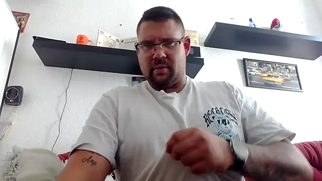 sexykevin17cm online show from 10, 9, 2025