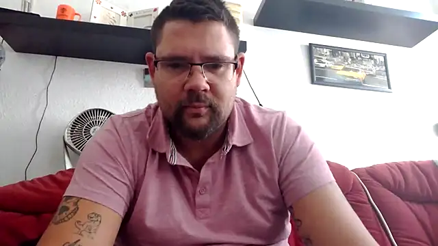 sexykevin17cm online show from 24, 9, 2025