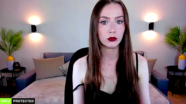 Snapshot of TheWoman__ chatting on 3, 7, 2026 TheWoman online show from 3, 7, 2026
