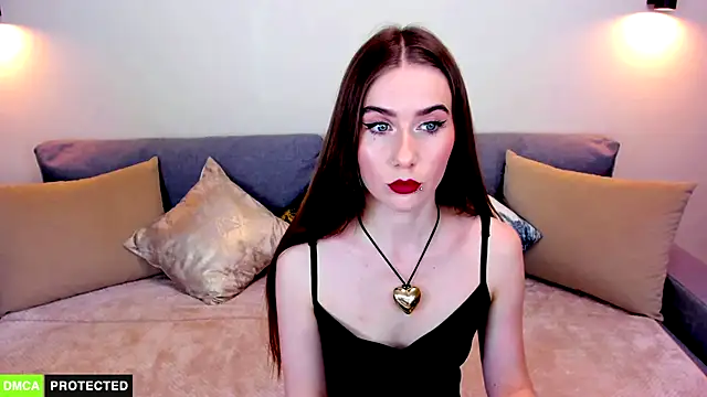 TheWoman   online show from 18, 2, 2025