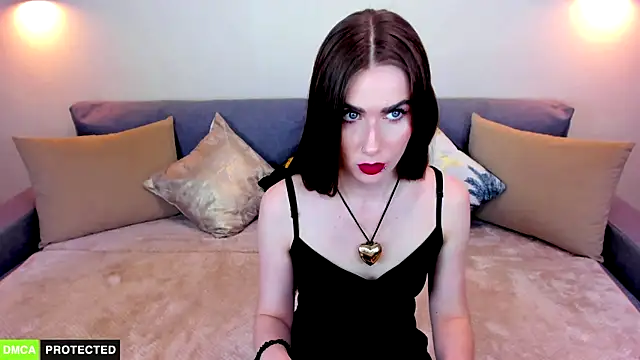 TheWoman   online show from 12, 3, 2025