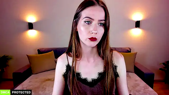 TheWoman   online show from 8, 10, 2025