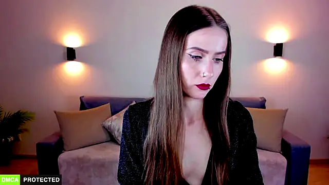 TheWoman   online show from 4, 2, 2026