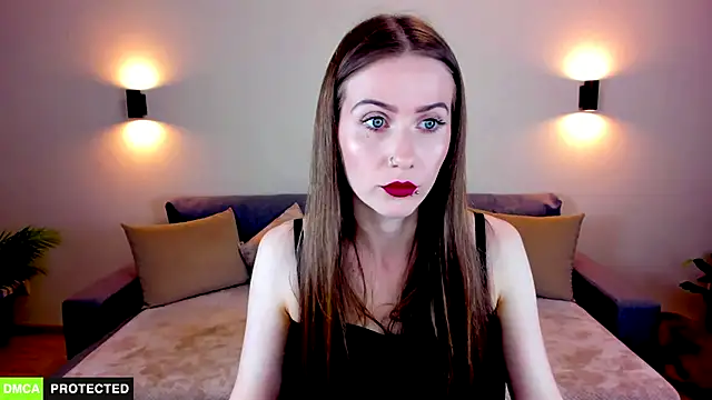 TheWoman   online show from 29, 9, 2025