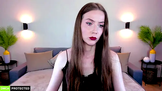 TheWoman   online show from 27, 5, 2026