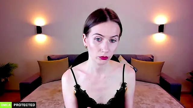 TheWoman   online show from 19, 9, 2025