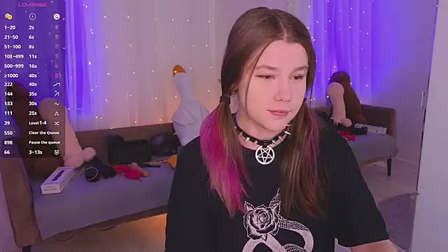 Mira Falls online show from 20, 3, 2026