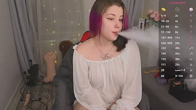 Mira Falls online show from 13, 3, 2025