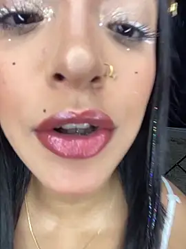 Snapshot of Shantal_Lovee chatting on 19, 2, 2025 Shantal Lovee online show from 19, 2, 2025