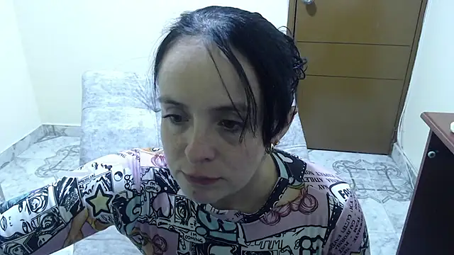 Snapshot of antara_hotgirl chatting on 9, 6, 2026 antara hotgirl online show from 9, 6, 2026