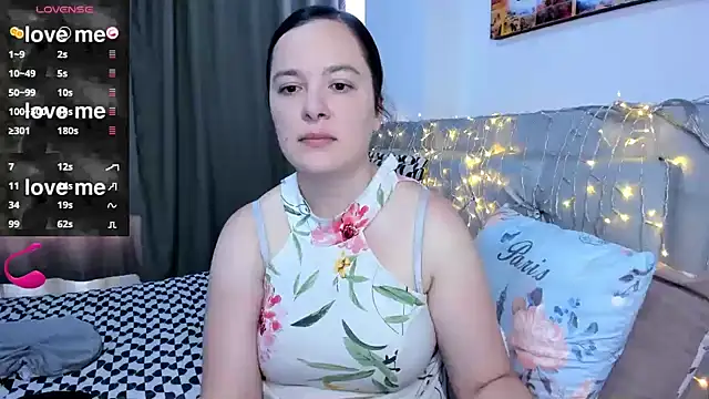 Snapshot of angelaagomez chatting on 4, 5, 2026 angelaagomez online show from 4, 5, 2026