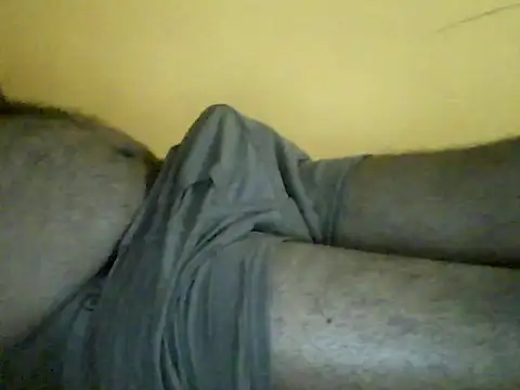 Snapshot of Indianguymohan chatting on 17, 11, 2025 Indianguymohan online show from 17, 11, 2025