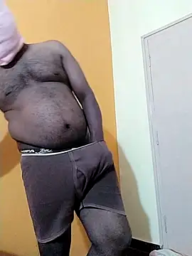 Snapshot of Indianguymohan chatting on 18, 11, 2025 Indianguymohan online show from 18, 11, 2025