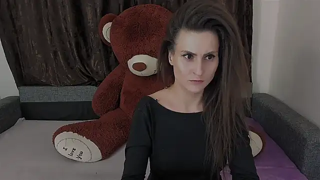 gwenBest online show from 17, 2, 2025