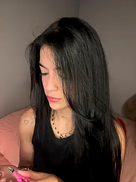 Snapshot of Sammy_pink chatting on 23, 12, 2025 Sammy pink online show from 23, 12, 2025