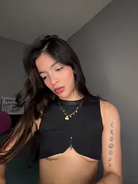 Snapshot of Sammy_pink chatting on 3, 3, 2025 Sammy pink online show from 3, 3, 2025