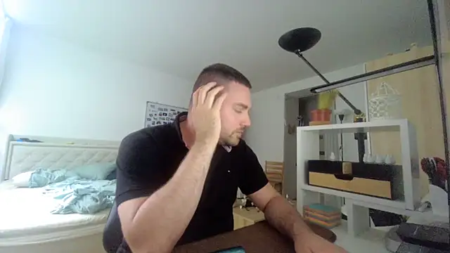 Snapshot of PowerToes chatting on 10, 6, 2026 PowerToes online show from 10, 6, 2026