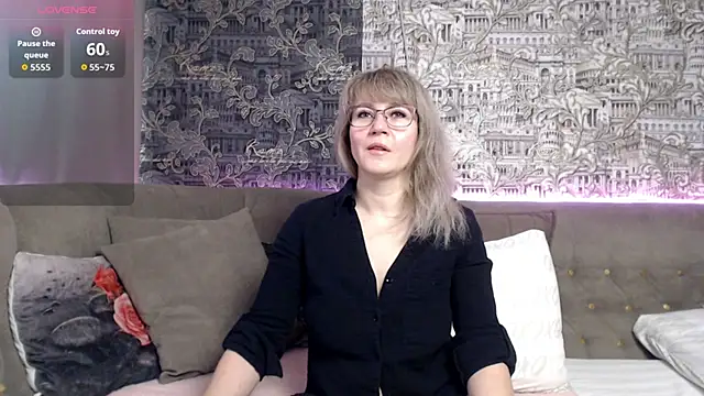 mandy foxxx online show from 2, 11, 2025