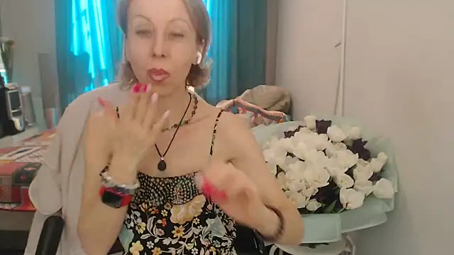 LuxuryNika online show from 11, 3, 2026