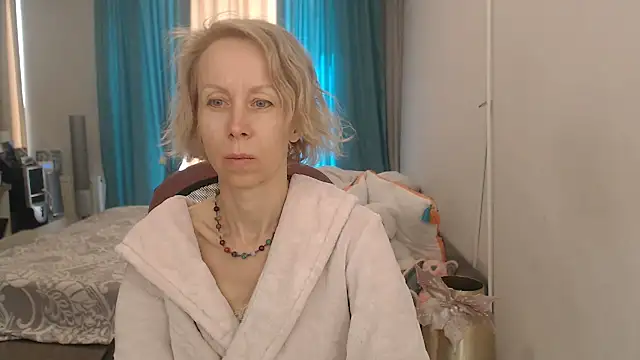 LuxuryNika online show from 28, 5, 2026