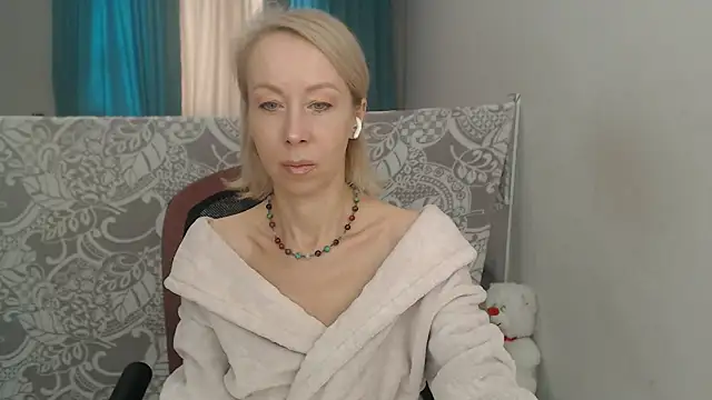 LuxuryNika online show from 25, 11, 2025