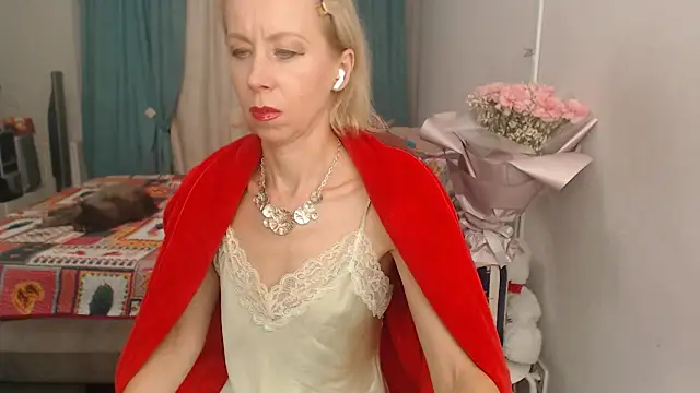 LuxuryNika online show from 10, 10, 2025