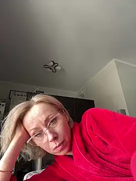 LuxuryNika online show from 10, 2, 2026