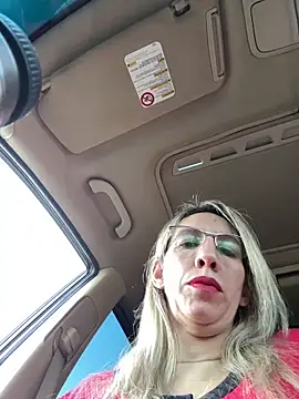 Gatitacarlita online show from 27, 12, 2024