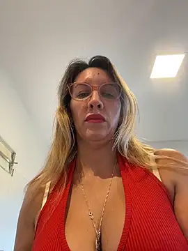 Gatitacarlita online show from 3, 3, 2026