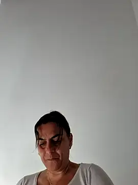 IsabelleCraft online show from 10, 10, 2025