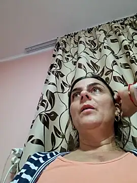 IsabelleCraft online show from 6, 3, 2025