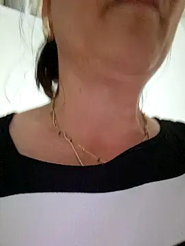 Snapshot of IsabelleCraft chatting on 23, 6, 2026 IsabelleCraft online show from 23, 6, 2026
