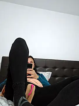 IsabelleCraft online show from 21, 10, 2025