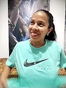 Bootycallhot online show from 12, 5, 2026