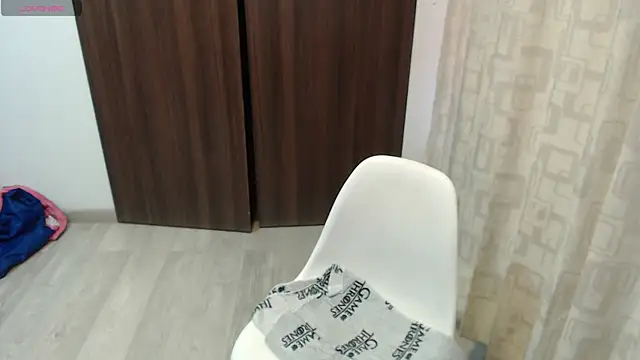 valevicious online show from 4, 3, 2025