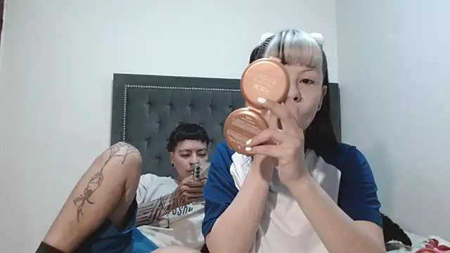 dulce maria x online show from 18, 4, 2026