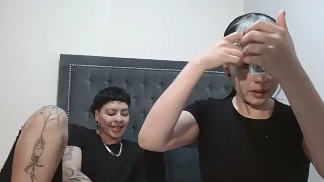 dulce maria x online show from 9, 4, 2026