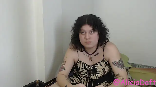 Smoke trip Alicia online show from 22, 5, 2026