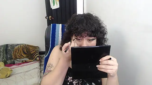 Smoke trip Alicia online show from 10, 2, 2026