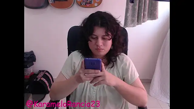 Smoke trip Alicia online show from 26, 2, 2025