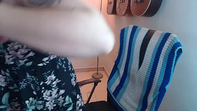 Smoke trip Alicia online show from 7, 11, 2025