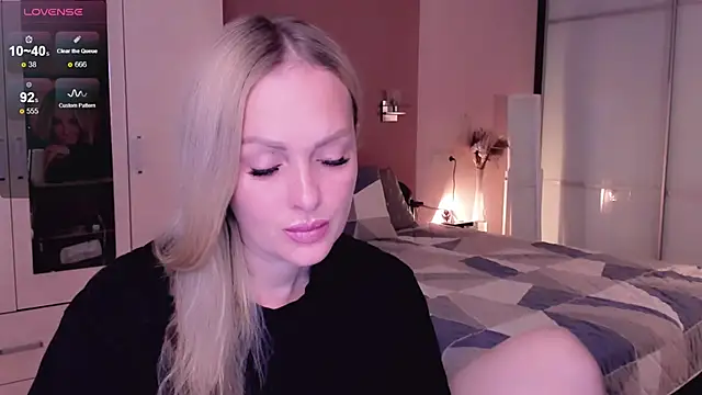 Snapshot of Libby_Nora chatting on 15, 10, 2025 Libby Nora online show from 15, 10, 2025