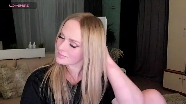 Snapshot of Libby_Nora chatting on 26, 2, 2025 Libby Nora online show from 26, 2, 2025