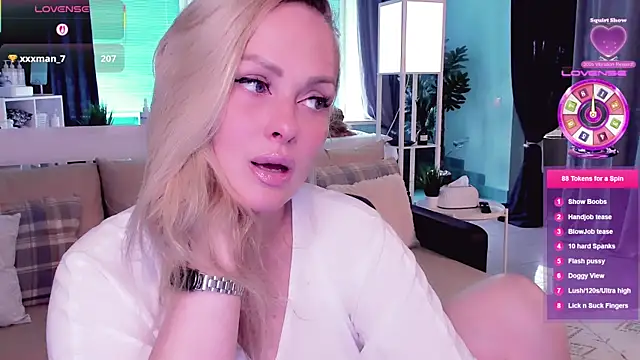 Snapshot of Libby_Nora chatting on 13, 9, 2025 Libby Nora online show from 13, 9, 2025