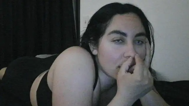 Snapshot of WetFlower69 chatting on 18, 6, 2026 WetFlower69 online show from 18, 6, 2026