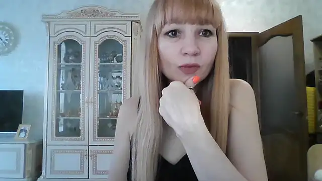 Snapshot of BarbaraKim chatting on 28, 4, 2026 BarbaraKim online show from 28, 4, 2026